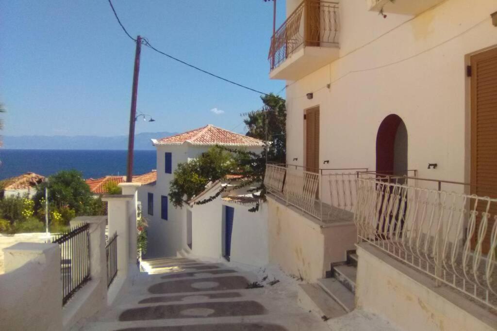Ueber Den Daechern Von Koroni Εξωτερικό φωτογραφία